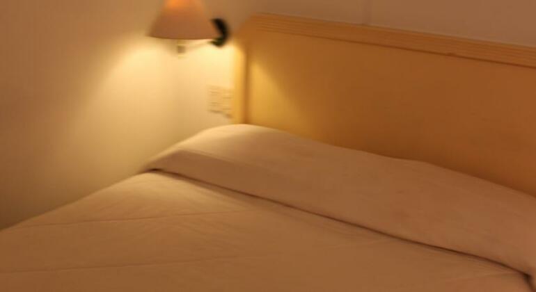 Plaza Mayor Hotel - Photo5