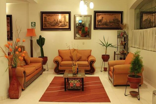 Sol Plaza Hotel - Photo4