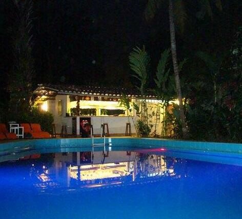 Cocos Hotel