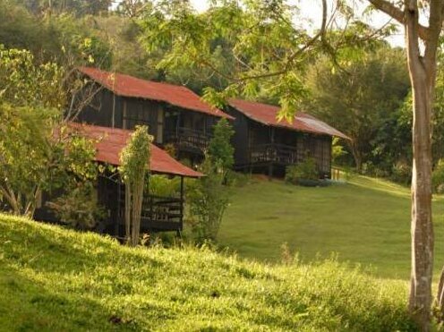 La Sirena Lake Lodge - Laguna Azul