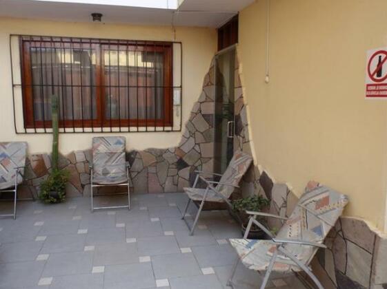 Apart & Hostal ManuAle - Photo2