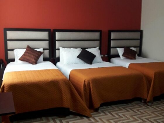 Gavina Inn Hotel - Photo2