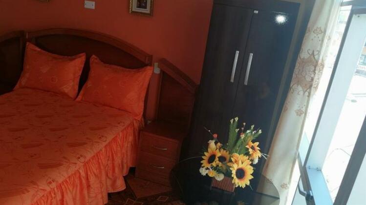 Hostal Bryan - Photo2