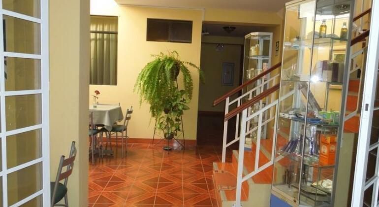 Hostal Family House - Photo5