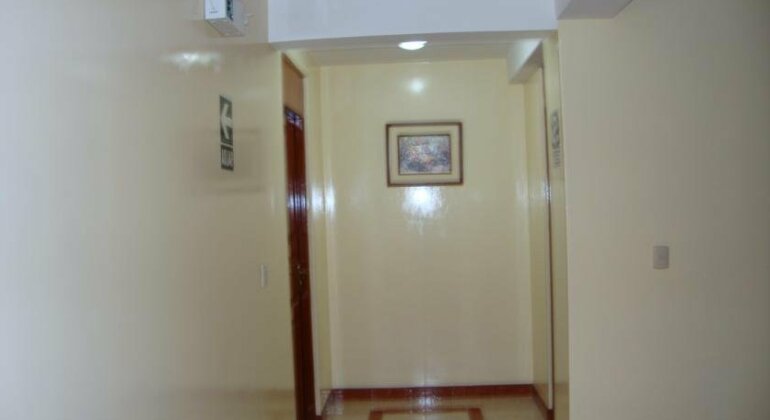 Primavera Plaza Hotel - Photo2