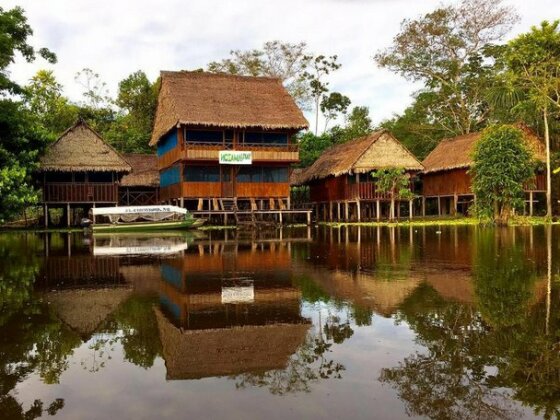Yaku Amazon Lodge & Expeditions