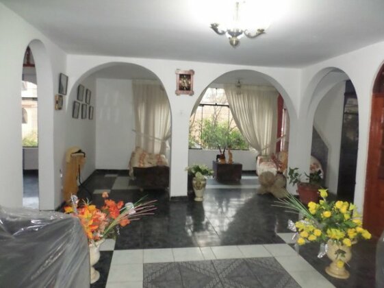  Photo 2