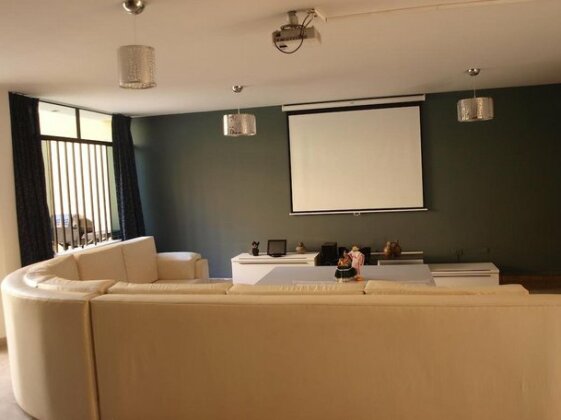 Hostal Isis Trujillo - Photo2