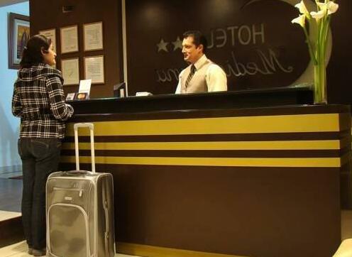 Hostal Media Luna - Photo5