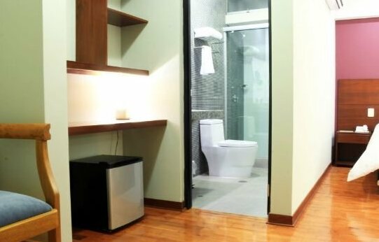 Naira Hotel - Photo2