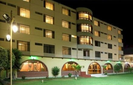 The Rokes Plaza Hotel