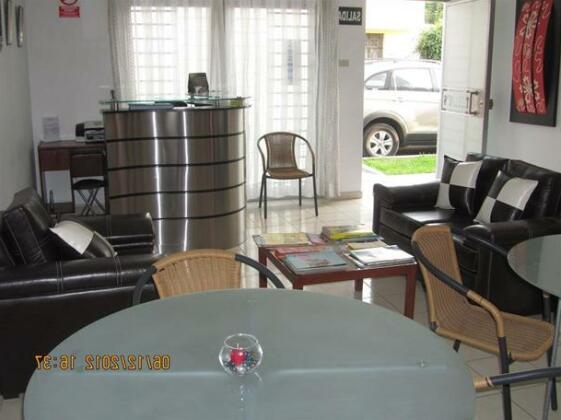 Tiffani's - Photo3