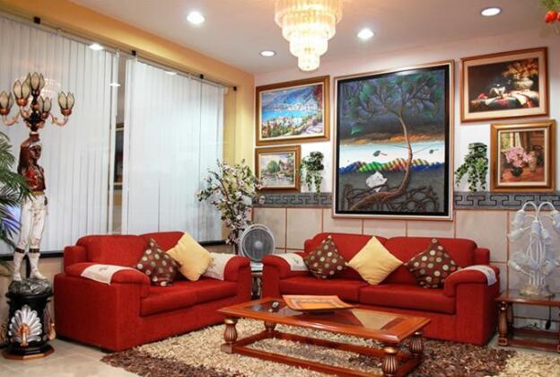 Rizzo Plaza Hotel - Photo3