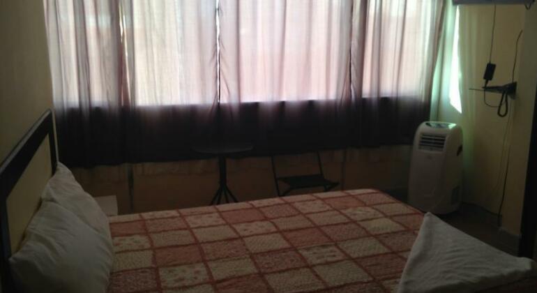 Villar International - Photo3