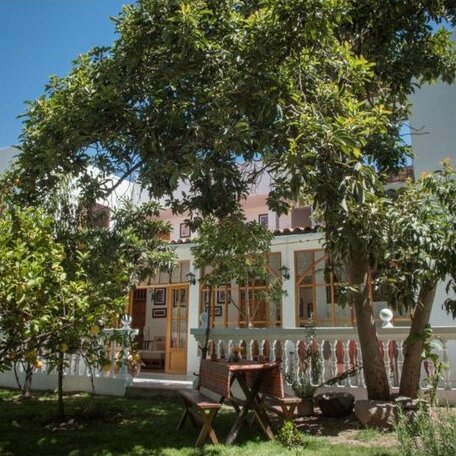 Yupi Valley Hostel - Photo3