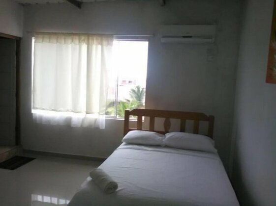 Hospedaje Sun Beach con piscina - Photo2