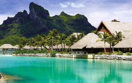 Four Seasons Resort Bora Bora