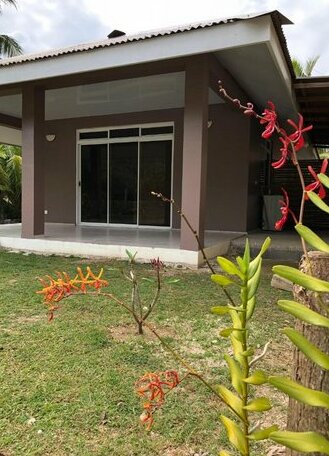 Lokai house