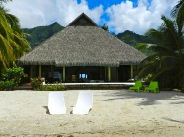 Enjoy Villa Pool and Beach