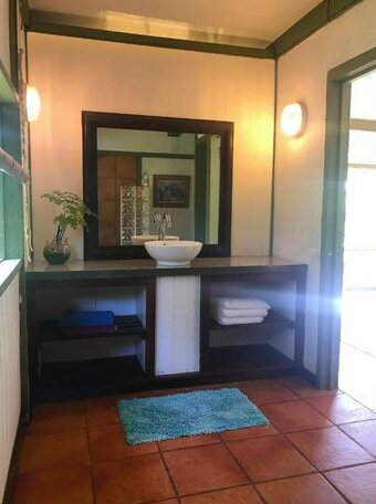 Hirinaki Beach House - Photo3