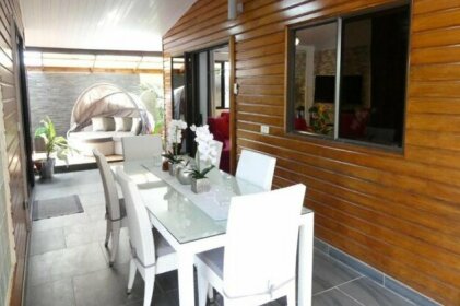 Le Fare Anapa by Tahiti Dream