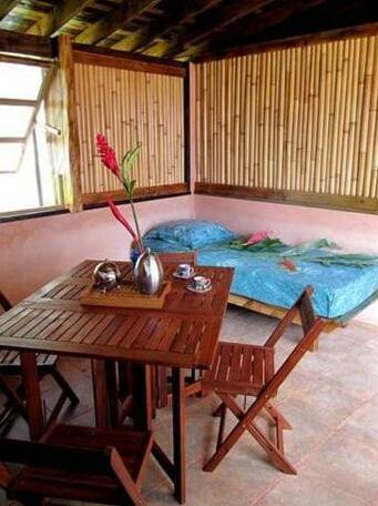 Fare Oviri Lodge - Photo3