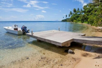 TAHAA - Private Beach Villa