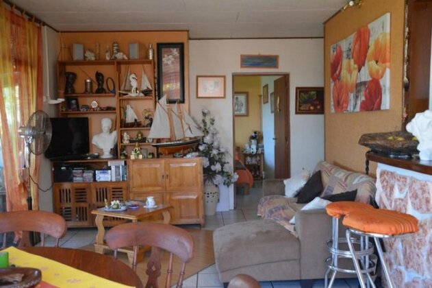 Mahina's Lodge - Photo3