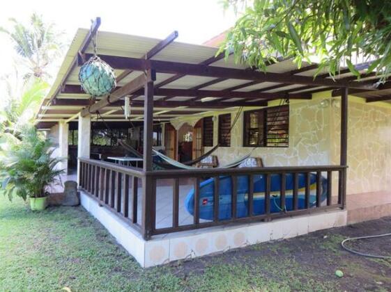 Taharuu Surf Lodge - Photo4