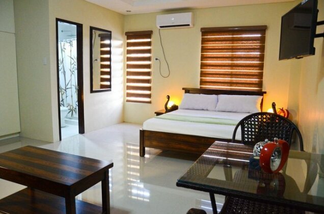 Galleon Suites Hotel - Photo3