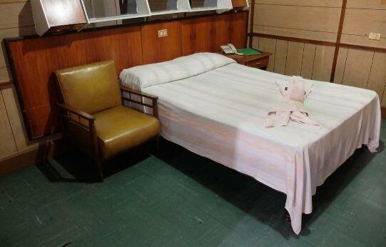 Horizon Frontier Hotel - Photo2