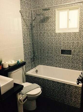 Jo Carter's Hotel & Suites - Photo4