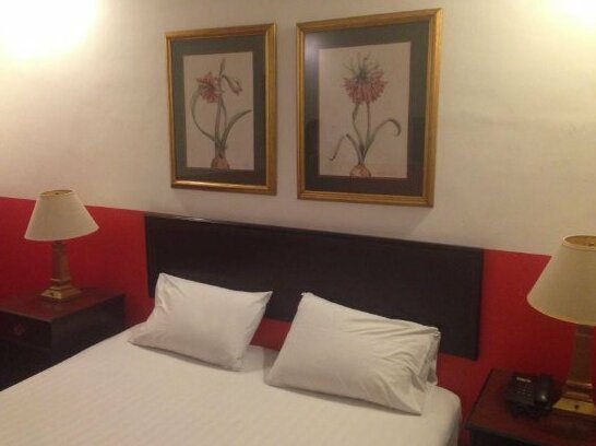 Red Rose Hotel Angeles City - Photo4