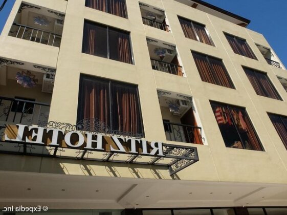Ritz Hotel Angeles - Photo2
