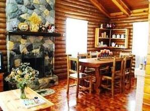 Luxurious Baguio Log Cabin - Photo2