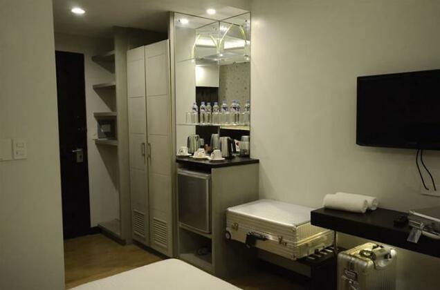 Venus Parkview Hotel - Photo2