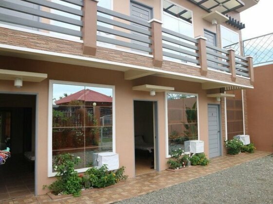 Brown Epitome Lodge - Photo2