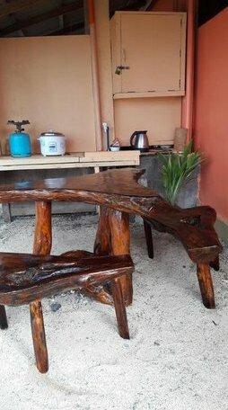 Dela Torre Beach House - Photo4