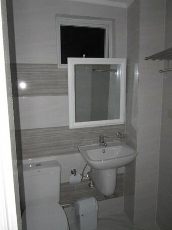 Isaguirre's Pension House - Photo4