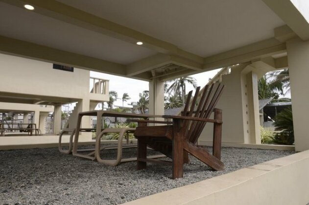 Nalu Surf Camp - Photo3