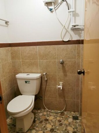 Pacific Waves Inn - Photo2