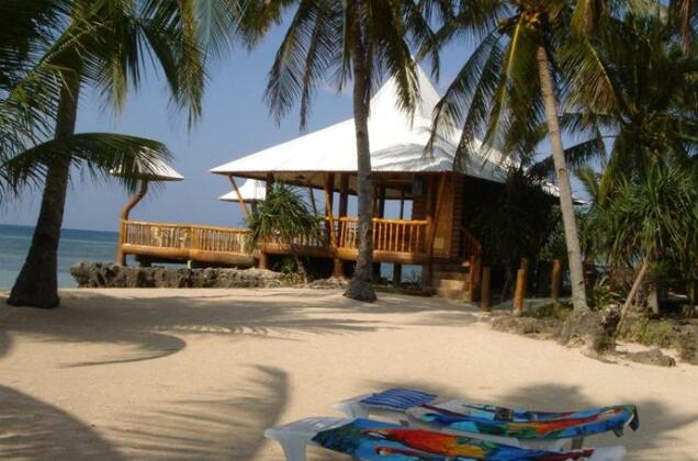Maia's Beach Resort - Photo3