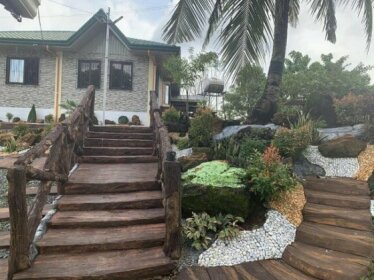 Michael's Farm House - 10 mins to Patar Beach and Bolinao Falls