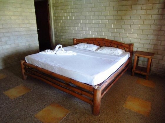 Ermi Beach Resort - Photo3