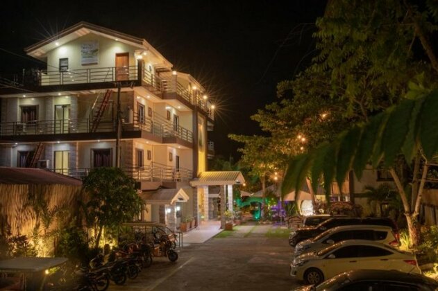 Rawis Resort Hotel and Restaurant