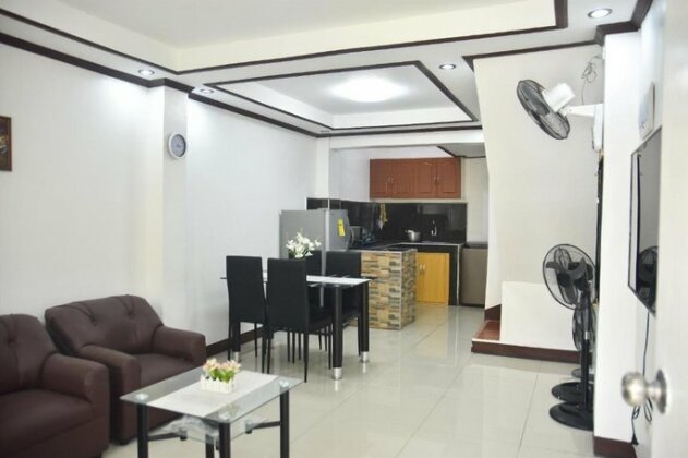 Furnished House in Calapan City Subdivision near ROBINSON/XENTRO Mall - Photo2