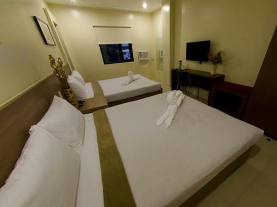Adelfa Hotel - Photo3