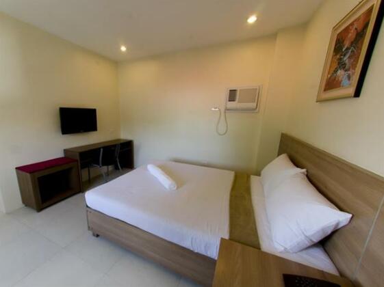 Adelfa Hotel - Photo5