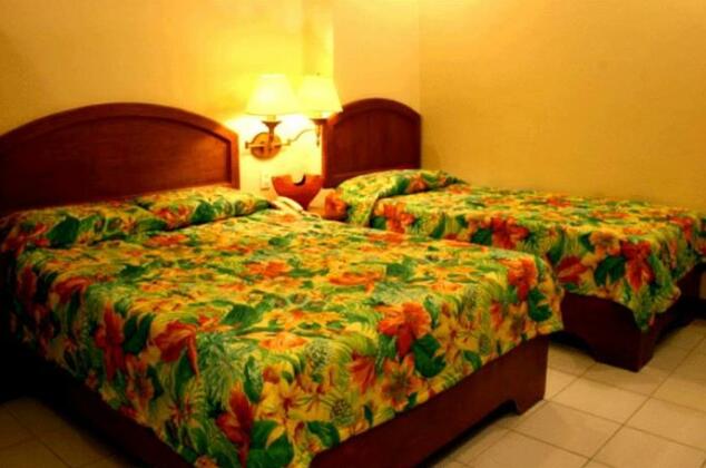 Apple Tree Suites - Photo3