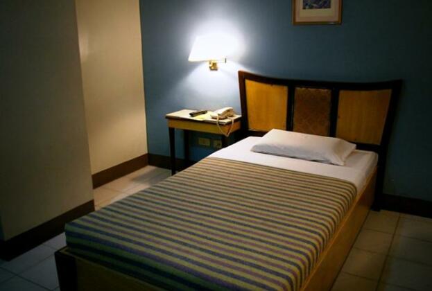 Cebu Business Hotel - Photo3